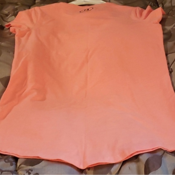 Girls Under Armour Shirt. Youth Large. “GET OUT OF MY WAY” - Picture 5 of 5